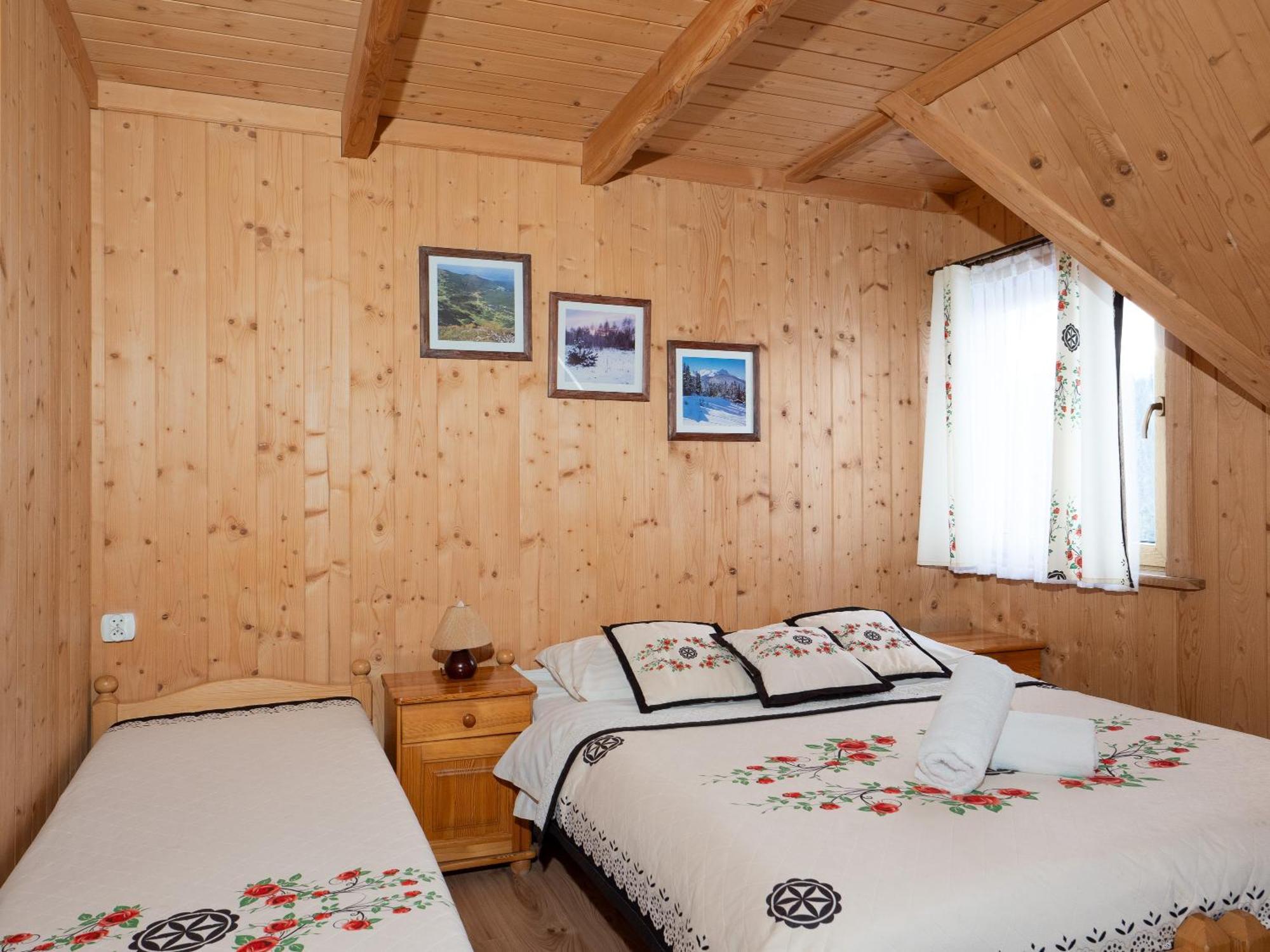 Tarasowka Hotel Ciche Małe Buitenkant foto