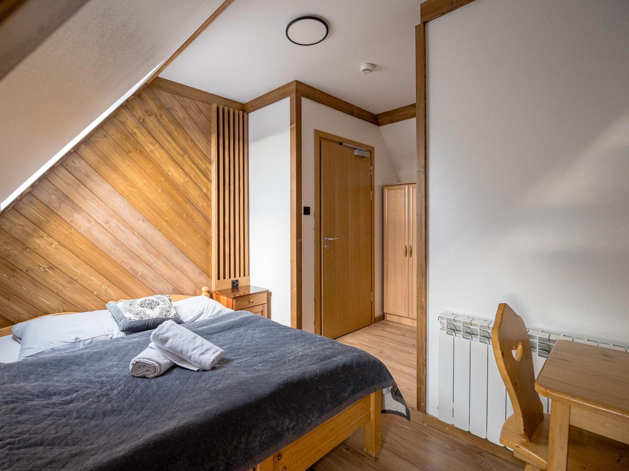 Tarasowka Hotel Ciche Małe Buitenkant foto