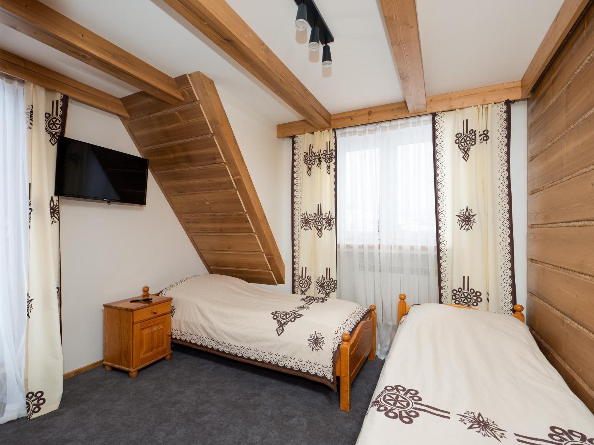 Tarasowka Hotel Ciche Małe Buitenkant foto